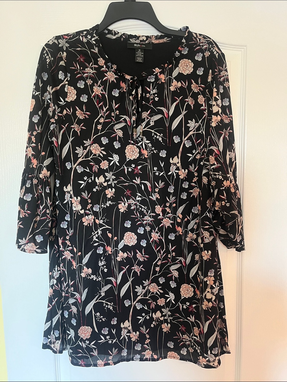 Style & Co. Black Floral Tie-Neck Blouse